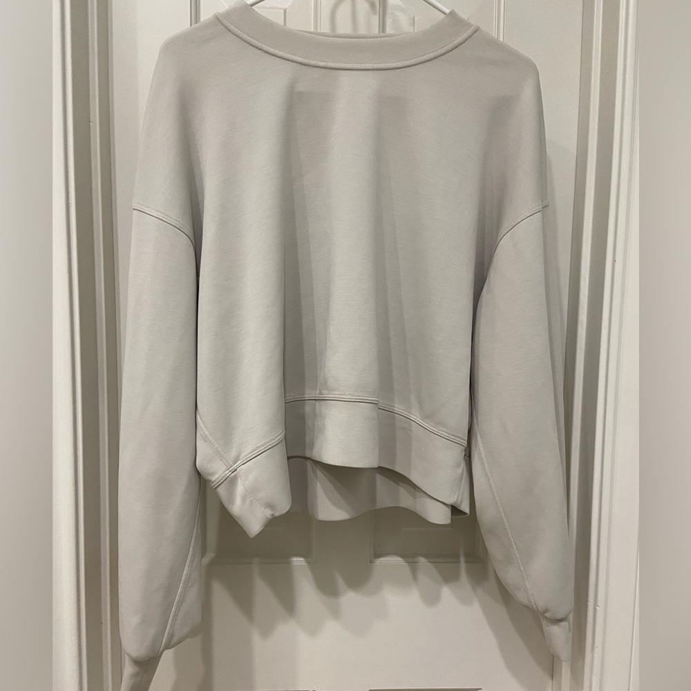 Softstreme Crewneck Pullover in color bone. Size 8. Its is gently used.